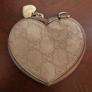 Gucci Zippy Heart Coin Purse